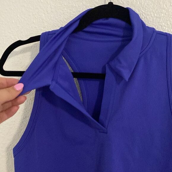 NWOT-Athleta- Aurora Seamless Crop Polo Tank blue- Size Large - Picture 6 of 8